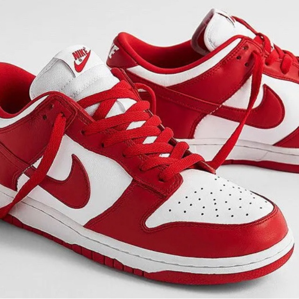 New in Box BRAND NEW NIKE Dunk Low SP University Red St. Johns      Size MEN 8.5